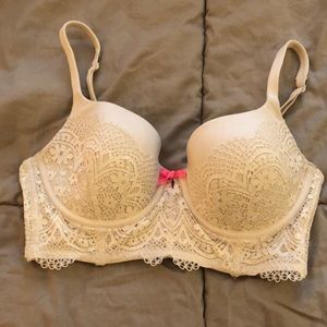 Body by Victoria Secret lined Demi